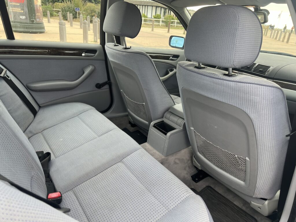 Sièges Intérieurs BMW 320i (e46) - NORMANDY VINTAGE CARS