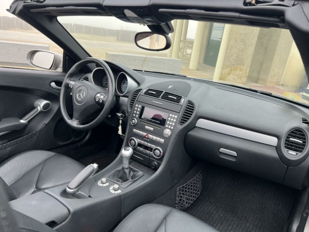 MERCEDES SLK 200 K R171 NORMANDY VINTAGE CARS PH6