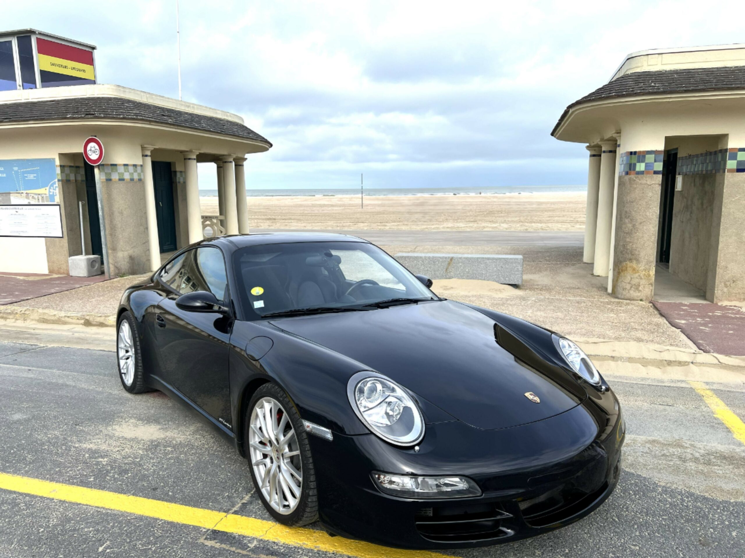 PORSCHE 911 CARRERA TIPTRONIC S